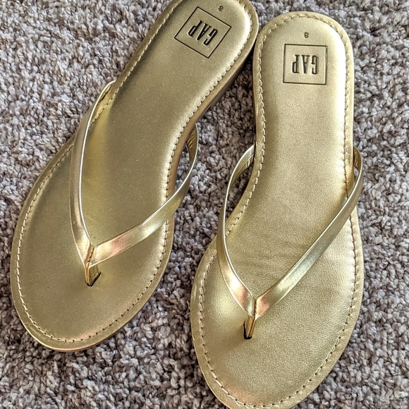 gap gold flip flops